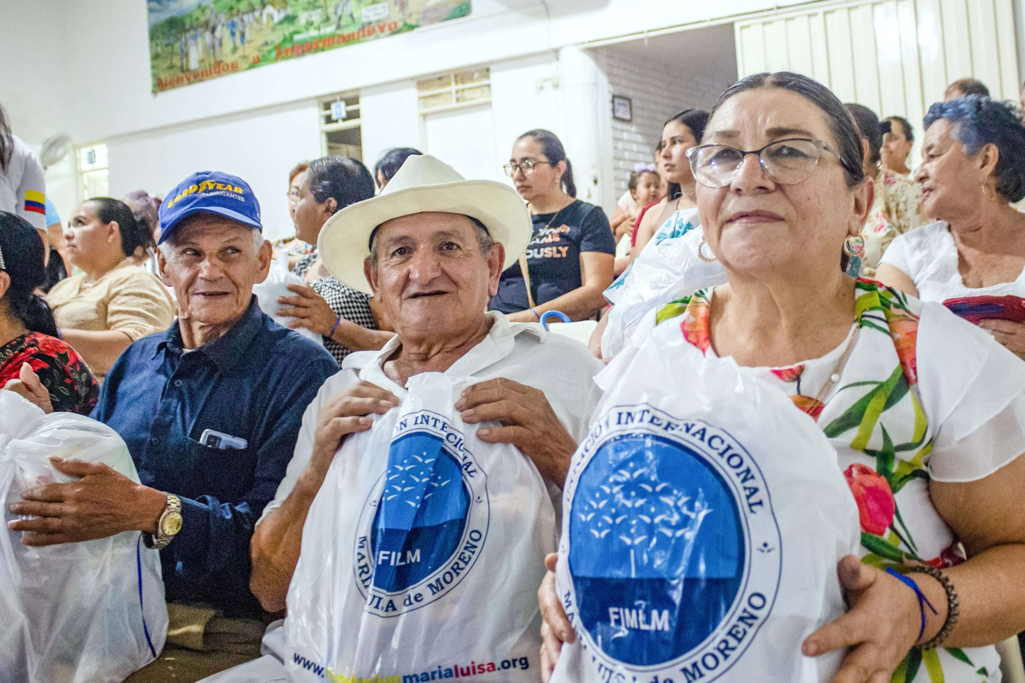 50-familias-del-municipio-de-ansermanuevo-valle-del-cauca-celebraron-el-dia-de-la-familia