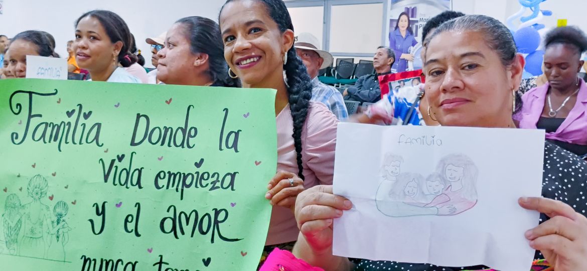 Familias en el municipio de Zarzal, Valle del Cauca, disfrutan de alegrías y aprendizajes acompañados de ayudas