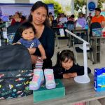 La Fundación en México llevó a cabo la entrega de calzado, mochilas escolares y mobiliario a 50 familias de escasos recursos de Coyotepec, Estado de México.