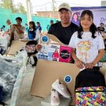 Los beneficiarios, niños y jóvenes de la comunidad, recibieron de dotación un escritorio, una silla ergonómica y lámpara para escritorio que les permitirán realizar sus tareas y proyectos de manera más cómoda y eficiente.