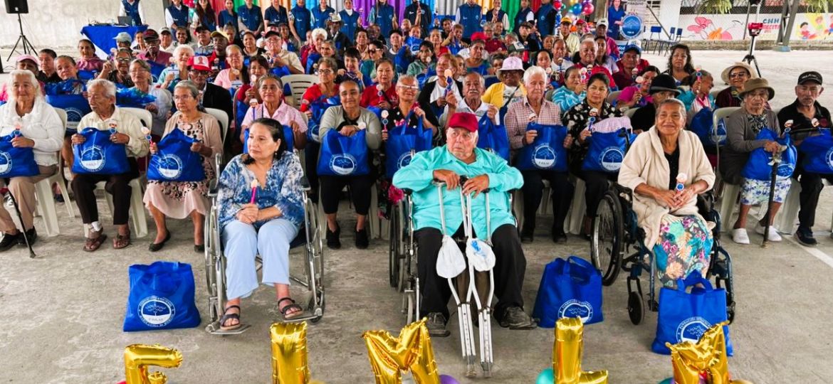 Jornada de apoyo adultos mayores