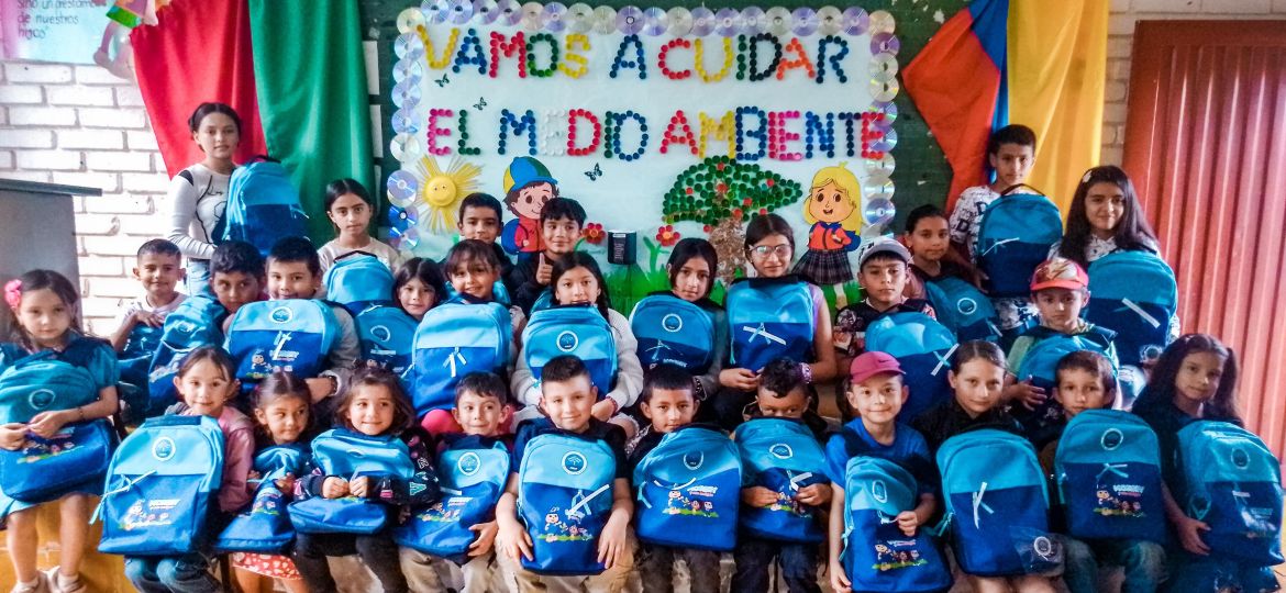 Jornadas de apoyo colmadas de diversión y aprendizajes sobre el cuidado ambiental; además recibieron kits escolares