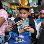 Entrega de Kits escolares y educación ambiental en Cali