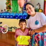 Sembrando educación y conciencia ambiental en el evento de kits escolares en Sevilla, Valle del Cauca