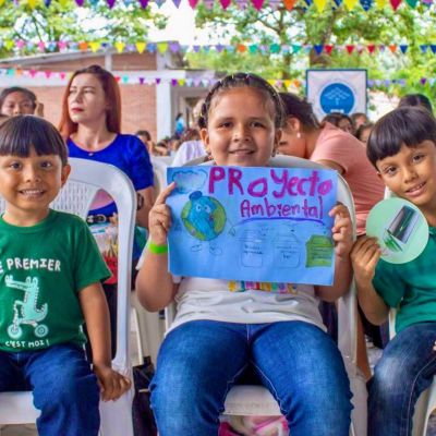 Los niños participaron en actividades que les enseñaron a reutilizar materiales y reducir el impacto ambiental.