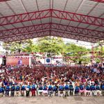 La Fundación entregó útiles escolares a los niños, impulsando su educación y bienestar.