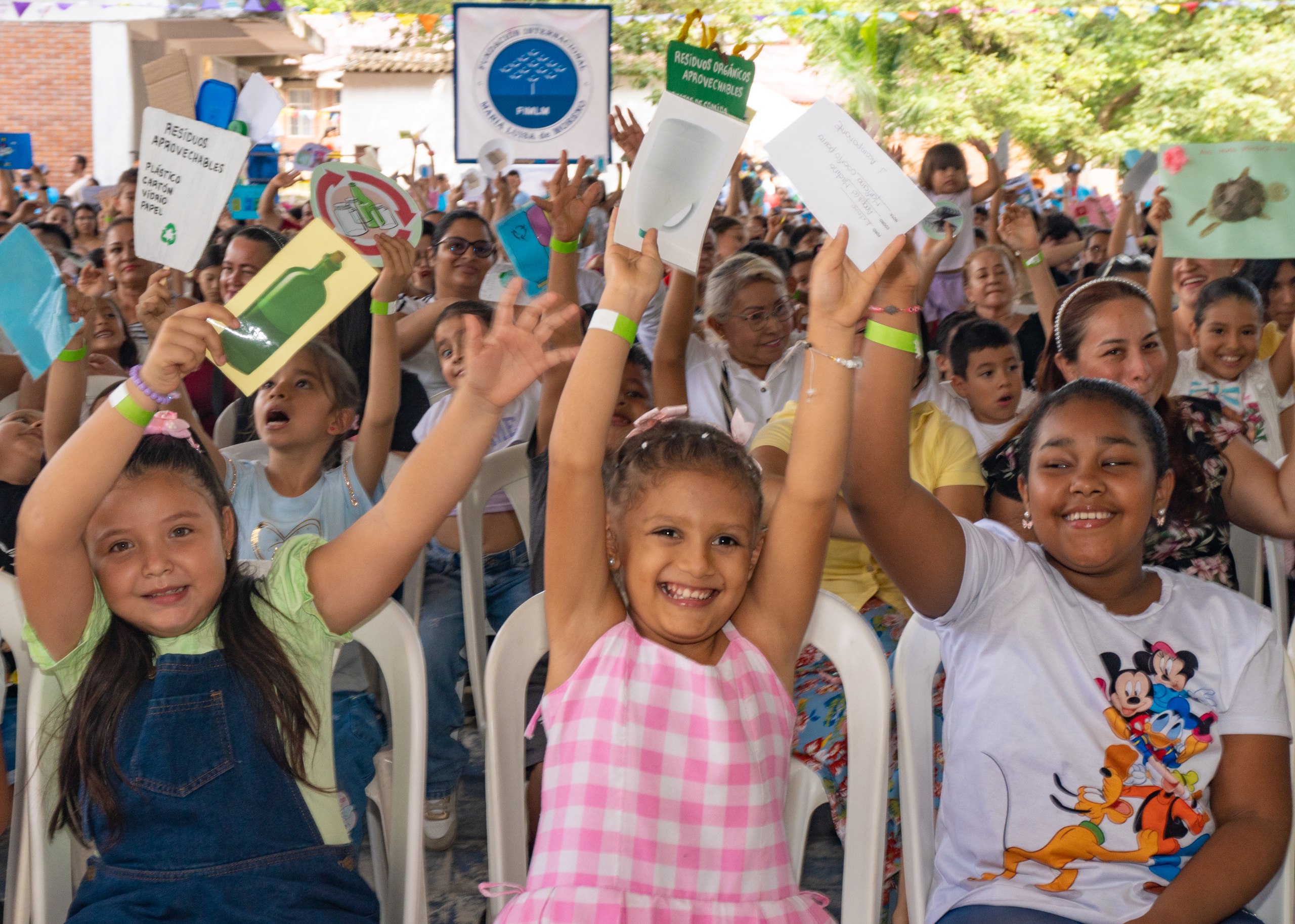 cerca-de-800-ninos-en-villavicencio-fueron-beneficiados-con-una-jornada-de-apoyo-educativo-y-formacion-en-valores