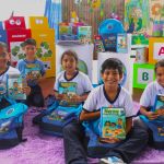 Jornada de entrega de kits escolares
