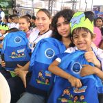 Jornada de entrega de kits escolares