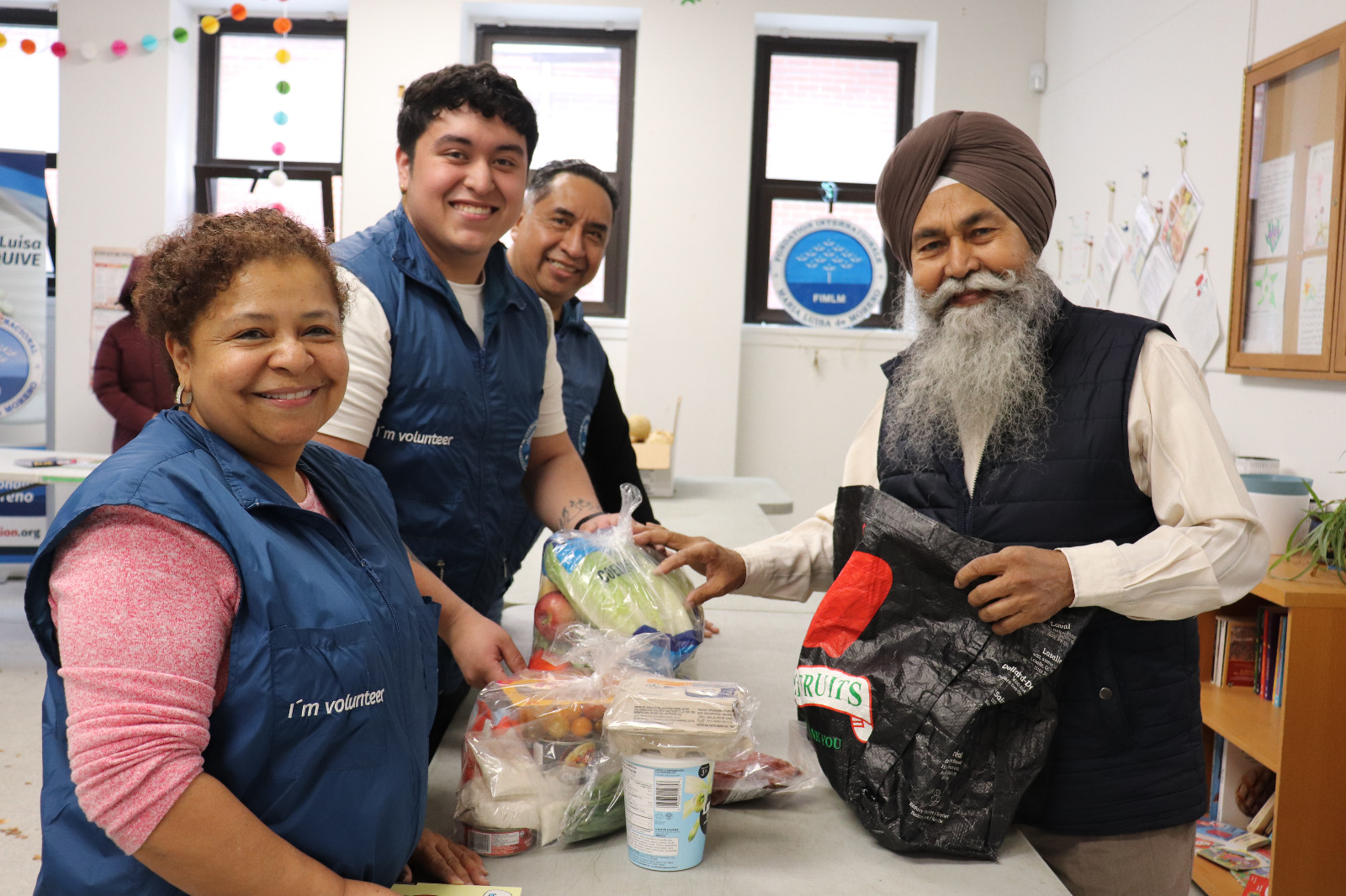 remise-de-paniers-alimentaires-a-347-familles-en-situation-de-vulnerabilite-dans-la-ville-de-montreal
