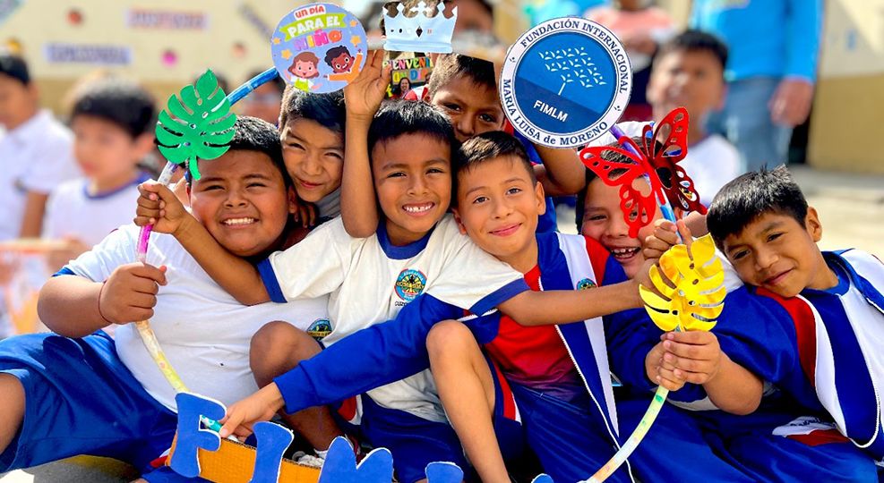 UN DIA PARA EL NIÑO - PIURA 8