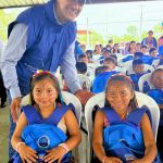 Jornada entrega de kits escolares Santo domingo
