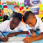 Alimentación saludable, niños dibujando