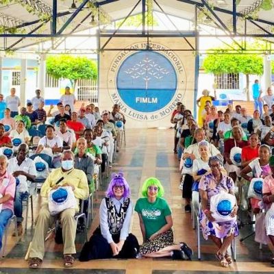 Adultos mayores en Carepa