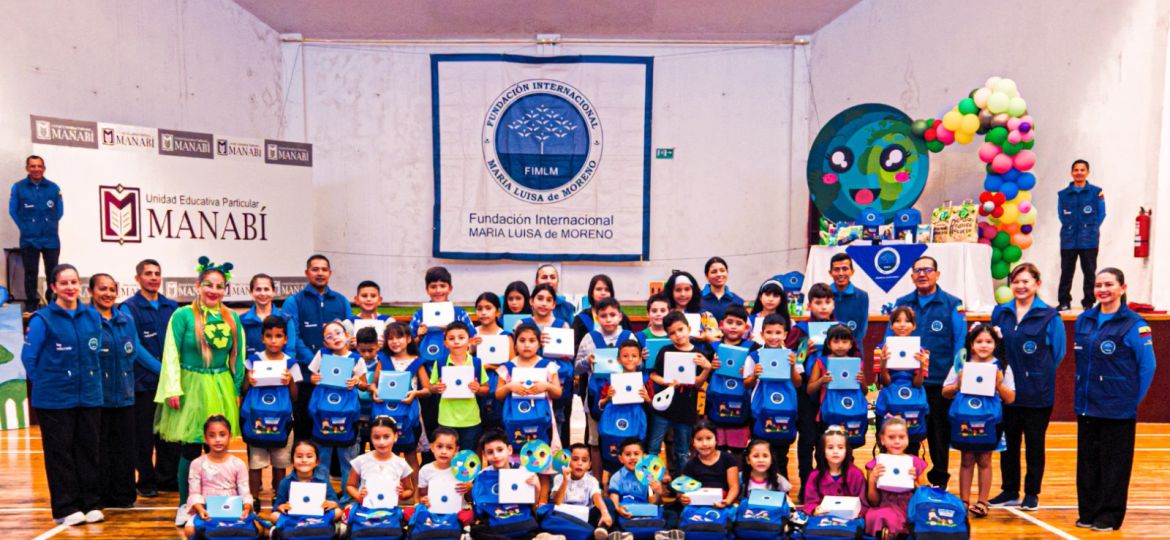 Jornada de entrega de útiles escolares