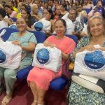 Esta jornada de apoyo, organizada por la FIMLM, alegría, regalos y sorpresas, se entregaron 150 mercados con productos de la canasta familiar.