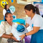 Las familias de Castilla La Nueva reciben con gratitud las ayudas entregadas por la Fundación.
