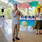 Actividad de canto y dinámicas durante la jornada