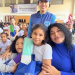 niños de la Unidad Educativa Especializada Manuela Espejo