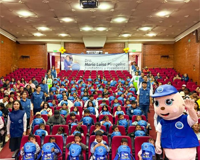 Apoyo educativo en Azogues