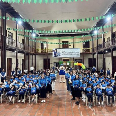 para los niños de Loja