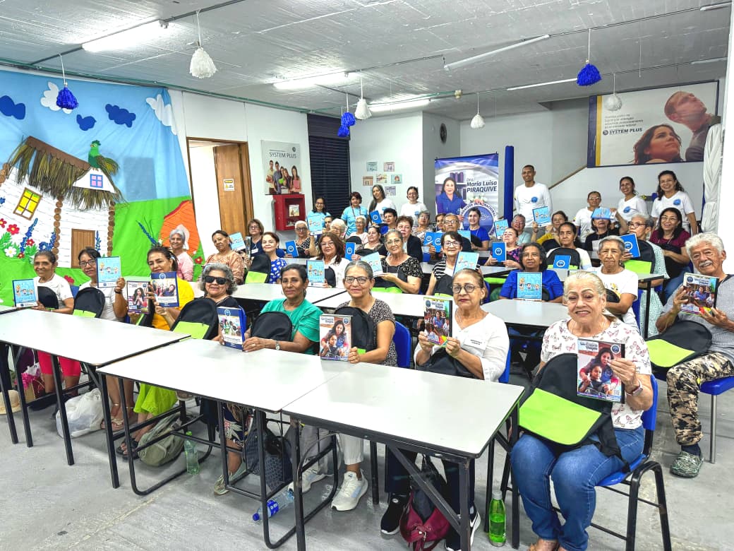 proyecto-bienestar-para-la-persona-mayor-continua-aportando-en-la-vida-de-los-adultos-mayores-ahora-con-nuevos-kits-escolares