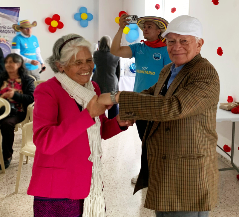 adultos-mayores-y-personas-con-discapacidad-celebran-el-autocuidado-en-suba-flores