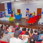 El show de Hormy y las Chicas Hormy llenó el auditorio de música y color.