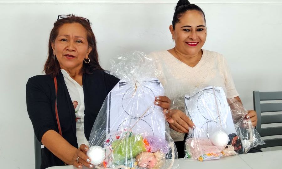 actividad realizacion de mu;ecas jaboneras en en la provincia de colon panama