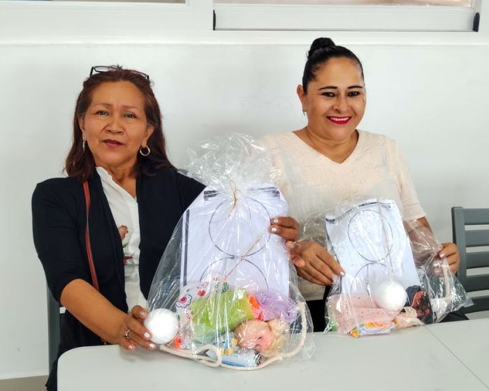 actividad realizacion de mu;ecas jaboneras en en la provincia de colon panama