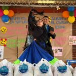 Los beneficiarios isfrutaron de un show de bailes por parte de los voluntarios de la Fundación