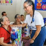 Entrega de beneficios Los Kits de aseo muy completos fueron recibidos con gratitud por las familias Sanmartinences.