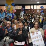 Beneficiarios en total concentración durante el taller