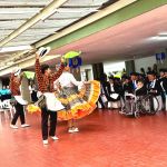 WhatsApp Image 2025-12-14 at 2.37.37 PM (1) En la capital de Risaralda, 35 estudiantes celebran la clausura del Bienestar para la Persona Mayor