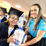 WhatsApp Image 2025-12-14 at 2.37.37 PM En la capital de Risaralda, 35 estudiantes celebran la clausura del Bienestar para la Persona Mayor