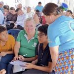 Beneficiarios reciben herramientas que fortalecen la convivencia y el bienestar en el hogar a través de las actividades de sensibilización durante la jornada