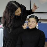 Mujeres de San Gabriel y Tulcán Mujeres de San Gabriel y Tulcán