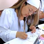 Mujeres de San Gabriel y Tulcán Mujeres de San Gabriel y Tulcán