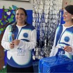 Voluntarias se unen en trabajo en equipo para participar en las actividades formativas