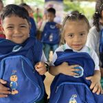 Entrega de ayudas en San Carlos Córdoba Entrega de 200 ayudas a niños de la Vereda Santa Elena del municipio de San Carlos Córdoba