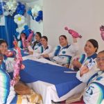 Voluntarios expresan felicidad y complicidad en la entrega de regalos