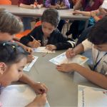 Nuestros pequeños participantes desarrollan una carta de amor familiar para sus familias