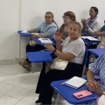 Los asistentes participan activamente